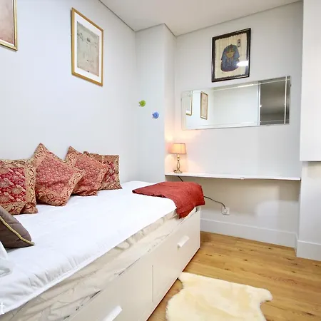 Apartment Akicity Cais Sodre In *