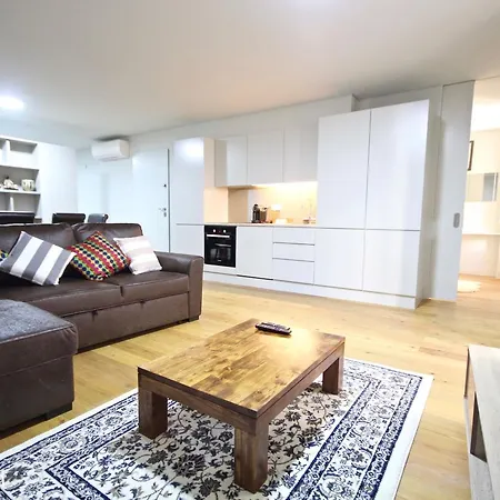 Akicity Cais Sodre In Appartement *